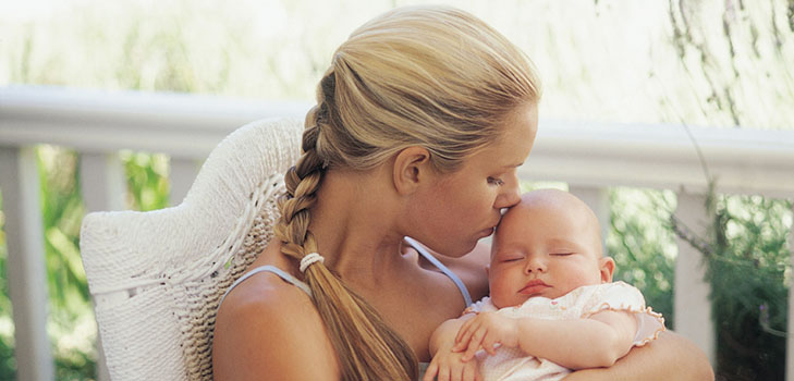 These signs, associated with pregnancy and childbirth, will protect mother and child from bad