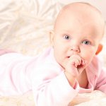 Gymnastics for children under one year old Gymnastics for children under one year old
