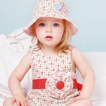 How to dress a child in the summer