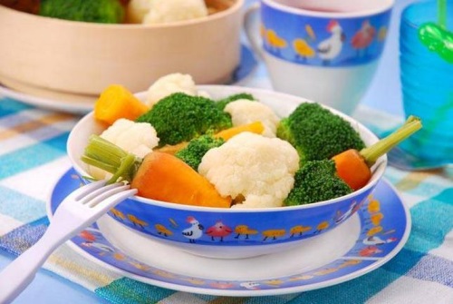 Introduction of complementary feeding to the child in 5 months