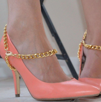  5 Ways to Update Old Shoes