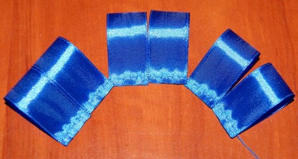 How to make a bow of satin ribbon with your own hands