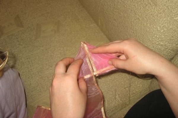 How to make a bow of satin ribbon with your own hands
