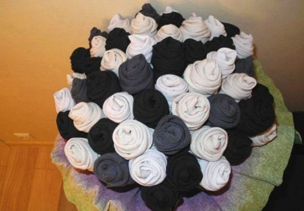How to make a bouquet of socks for men