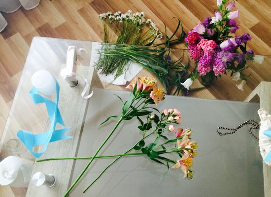 Combination of alstroemeria and a small rose for a bouquet