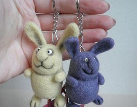 What to do with your own hands as a gift to the Pope on February 23, the best ideas with a photo