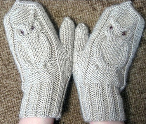 Knit mittens with knitting needles - just a beginner