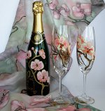 Decoupage of bottles of champagne