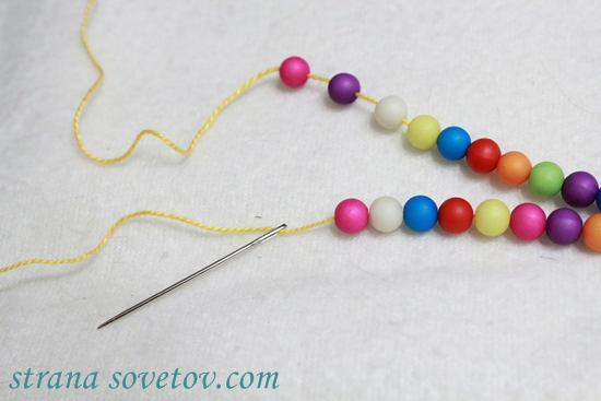 Children's set: bracelet and necklace of ribbons and beads