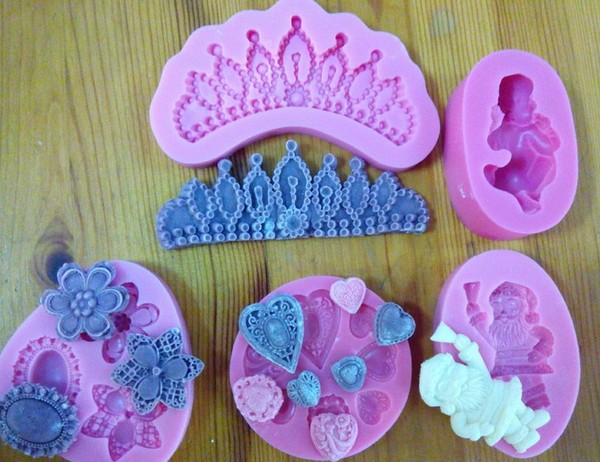 Molds for mastic with their own hands: making ornaments from mastics Molds for mastic with their own hands: making ornaments from mastics