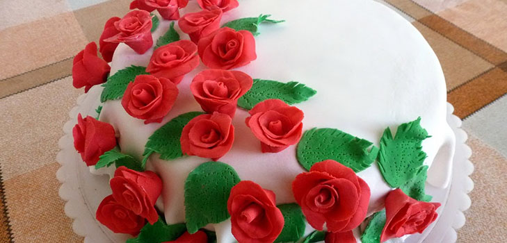 Molds for mastic with their own hands: making ornaments from mastics 