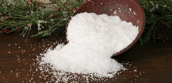 Artificial snow with own hands