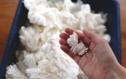 Artificial snow with own hands