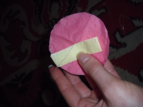 Carnations of colored paper with their own hands on May 9