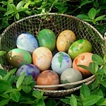 how to paint eggs for Easter