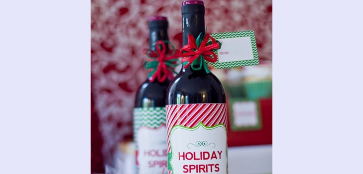 How to decorate a bottle as a gift: 5 ideas with a photo