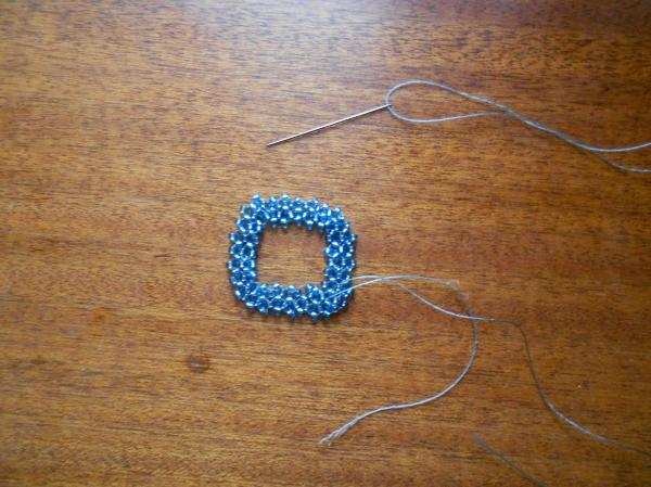 How to Make a Bead Bracelet for Beginners
