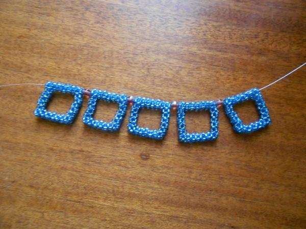 How to Make a Bead Bracelet for Beginners
