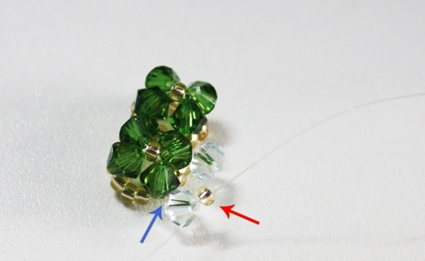How to Make a Bead Bracelet for Beginners