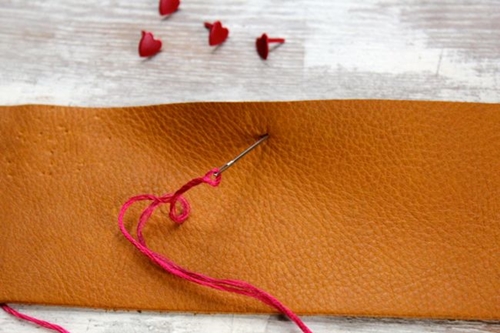 How to make a leather bracelet with your own hands