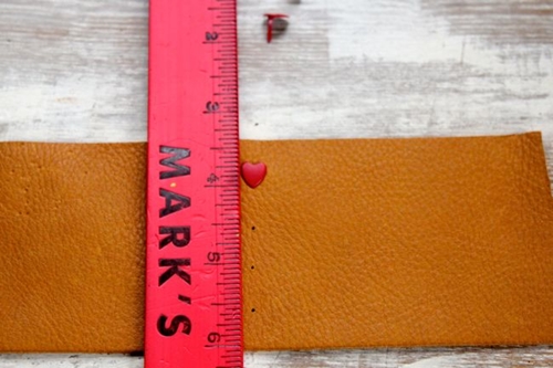 How to make a leather bracelet with your own hands
