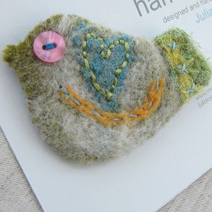 How to make a brooch with your own hands? How to make a brooch with your own hands?