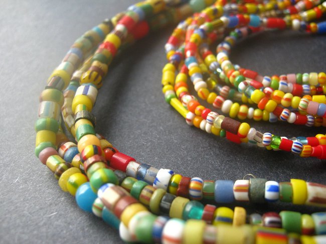 Beads with your own hands: a couple of ideas