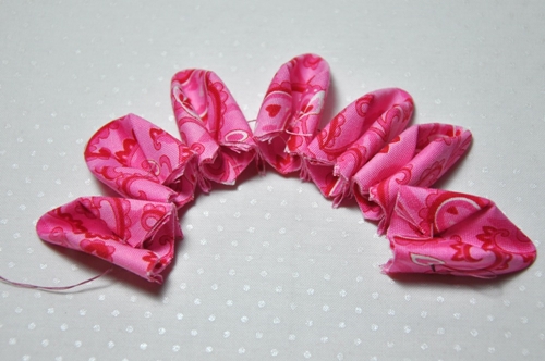 How to make flowers kanzashi from a tissue with their own hands
