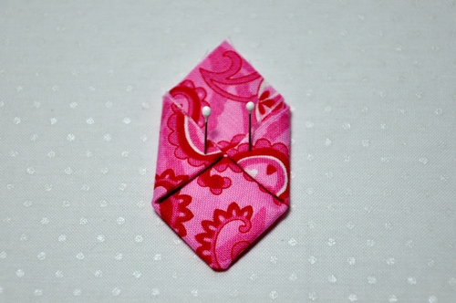 How to make flowers kanzashi from a tissue with their own hands