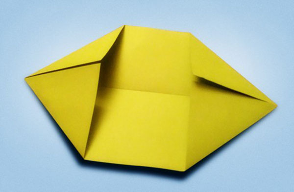 Paper self-clapper