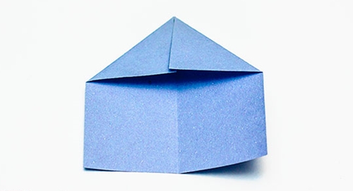 How to make an origami flower with your own hands