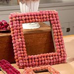 How to make a frame with your own hands on Valentine's Day?