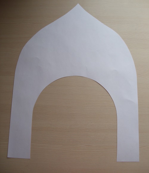 Russian kokoshnik of cardboard