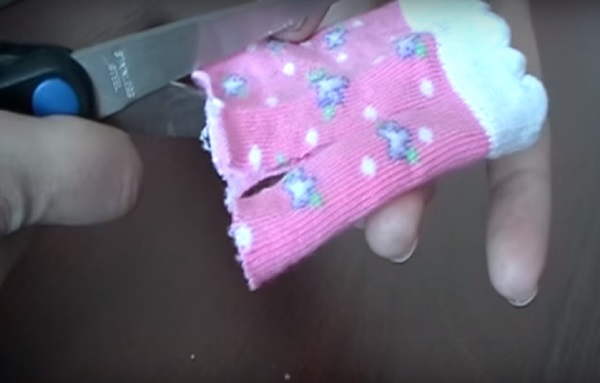 How to sew doll clothes with your own hands