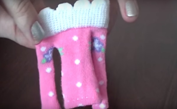 How to sew doll clothes with your own hands