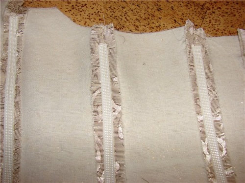 How to sew a dress for a girl for a morning performance