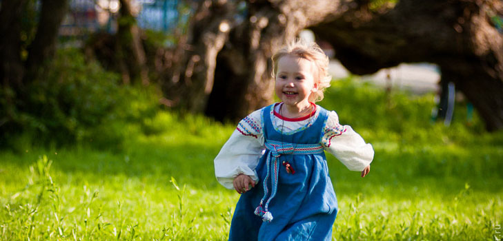 How to sew a sarafan for a girl in a folk style