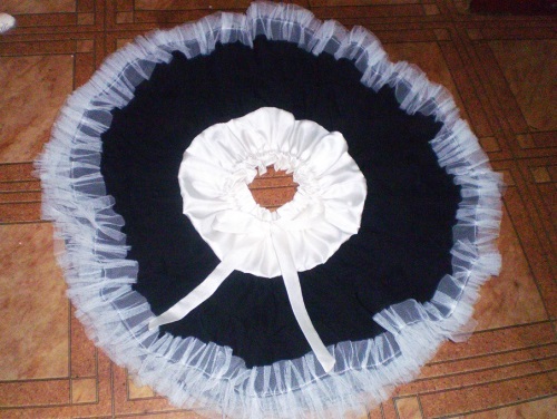 American skirt with your own hands