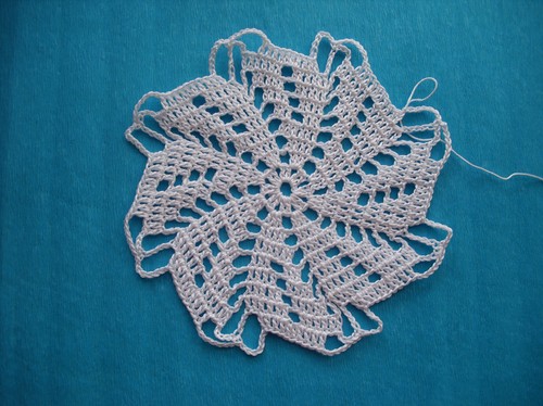 How to tie a fishnet summer vest with a crochet. Master class on crocheting a summer vest