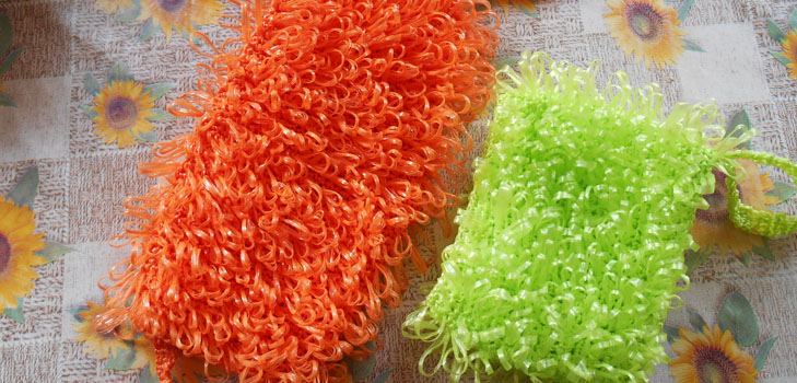 How to tie a loofah crochet?