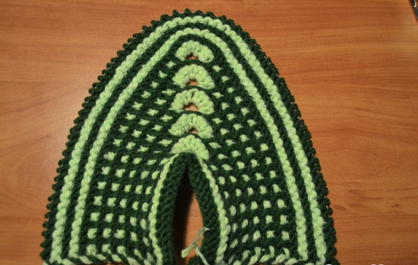 How to knit homemade slippers with knitting needles