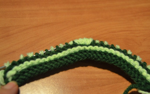 How to knit homemade slippers with knitting needles