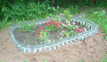 Flower bottles from plastic bottles