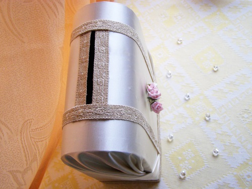 Gift box for money for a wedding with your own hands