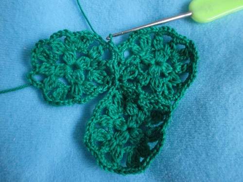 Step-by-step instruction for knitting cymbals