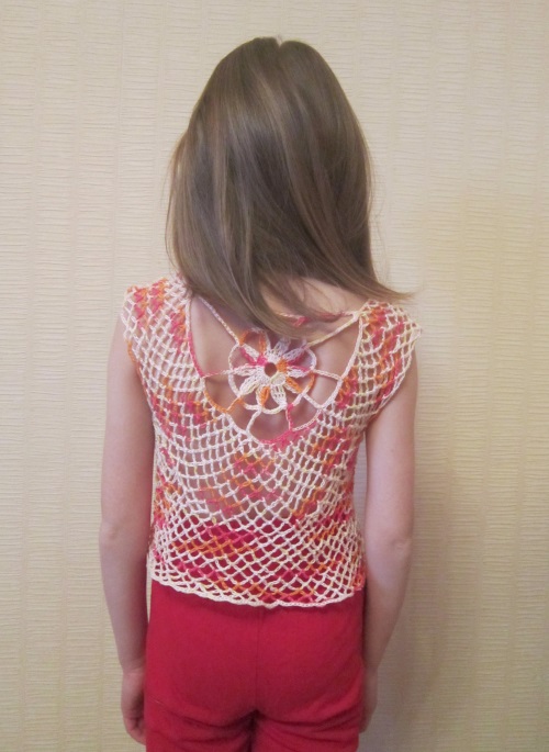 Summer top for girl crochet