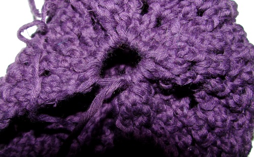 Summer hat with knitting needles