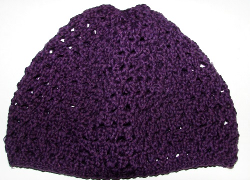 Summer hat with knitting needles