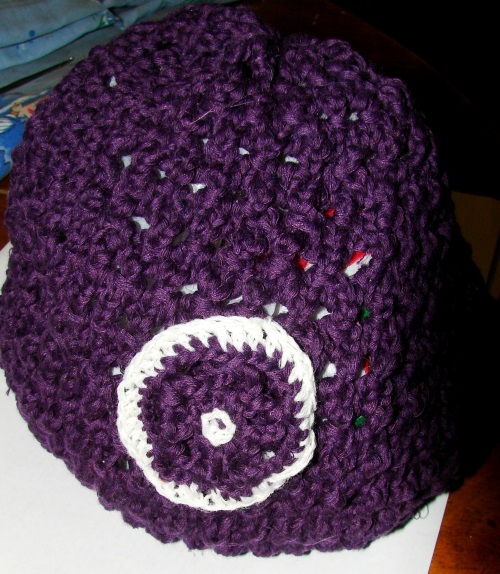 Summer hat with knitting needles