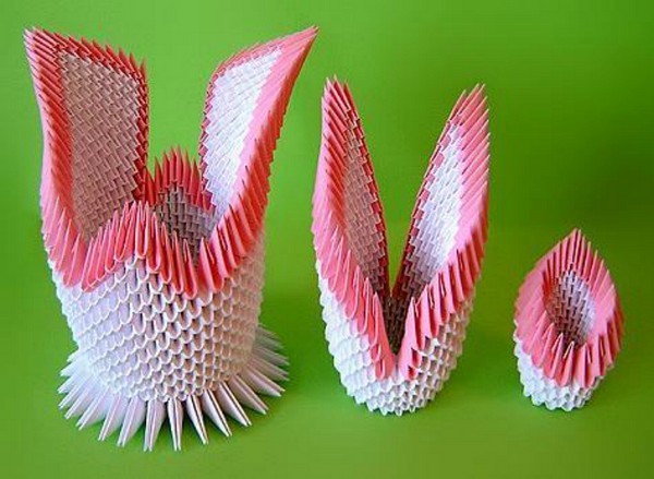 How to make a swan origami from modules - step by step instruction with photos and videos